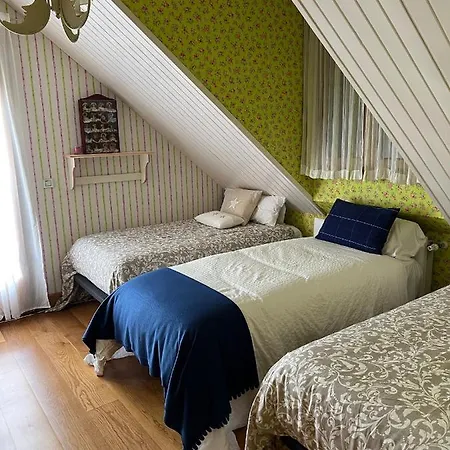 Casa Santiago Bed and Breakfast Argoños