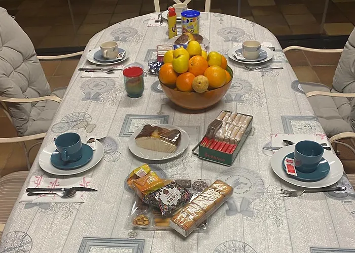 Casa Santiago Bed and Breakfast 3*